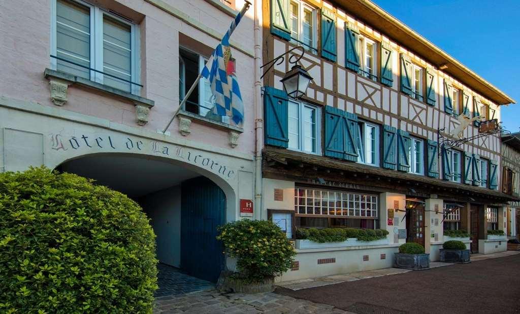 Hotel La Licorne & Spa Лион-ла-Форе Экстерьер фото