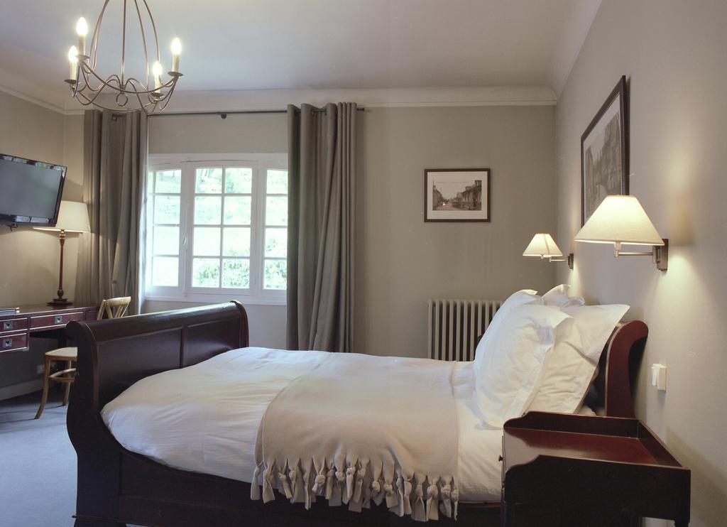 Hotel La Licorne & Spa Лион-ла-Форе Номер фото