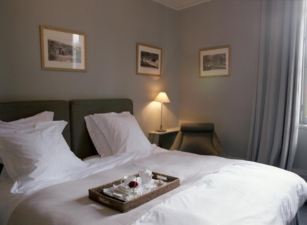 Hotel La Licorne & Spa Лион-ла-Форе Номер фото