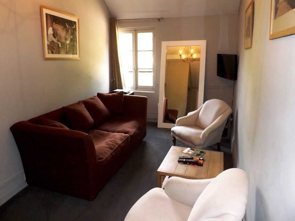Hotel La Licorne & Spa Лион-ла-Форе Экстерьер фото